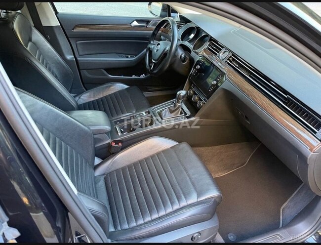 Volkswagen Passat 2018, 165,000 km - 1.8 l - Bakı