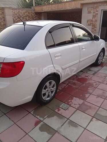 Kia Rio 2011, 253,000 km - 1.4 l - Şirvan