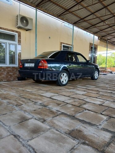 Mercedes C 180 1994, 580,000 km - 1.8 l - Salyan