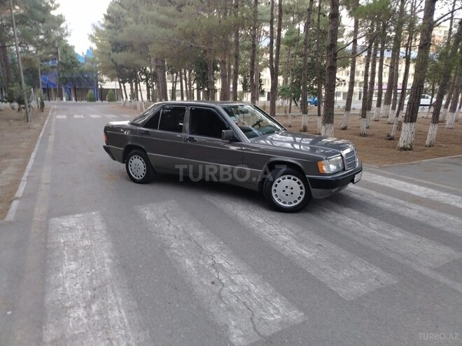 Mercedes 190 1991, 255,680 km - 2.0 л - Sumqayıt