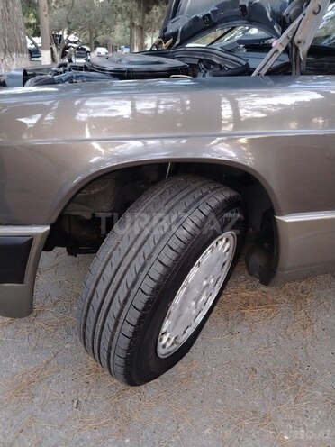 Mercedes 190 1991, 255,680 km - 2.0 л - Sumqayıt