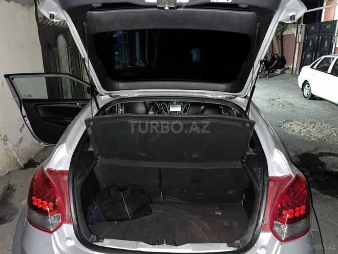 Hyundai Veloster 2012, 250,000 km - 1.6 l - Bakı
