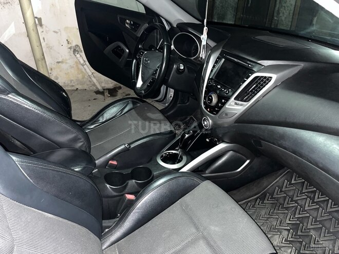 Hyundai Veloster 2012, 250,000 km - 1.6 l - Bakı