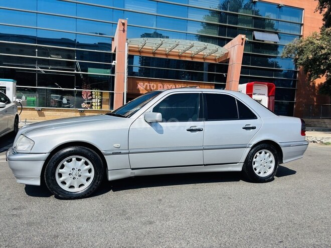 Mercedes C 220 d 1999, 320,000 km - 2.2 l - Bakı