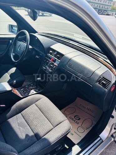 Mercedes C 220 d 1999, 320,000 km - 2.2 l - Bakı