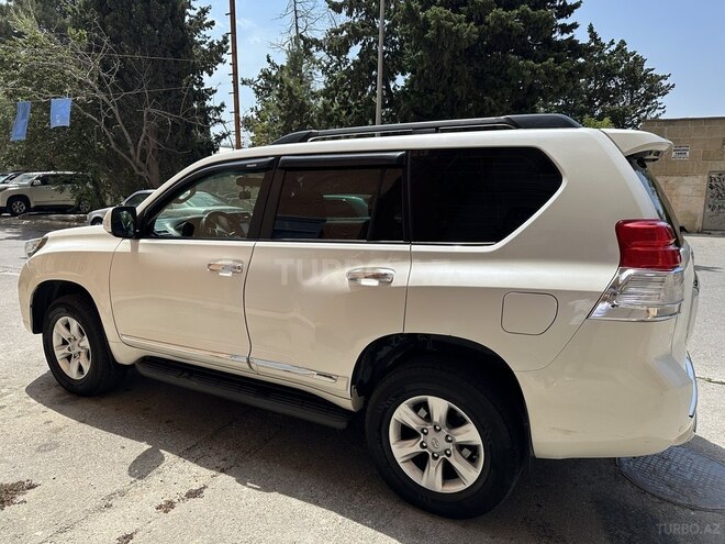 Toyota Land Cruiser Prado 2010, 373,000 km - 2.7 l - Bakı