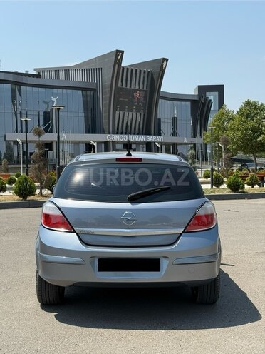 Opel Astra 2006, 230,000 km - 1.4 l - Gəncə