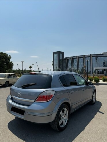 Opel Astra 2006, 230,000 km - 1.4 l - Gəncə