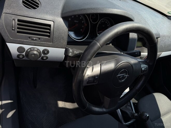 Opel Astra 2006, 230,000 km - 1.4 l - Gəncə