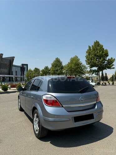 Opel Astra 2006, 230,000 km - 1.4 l - Gəncə