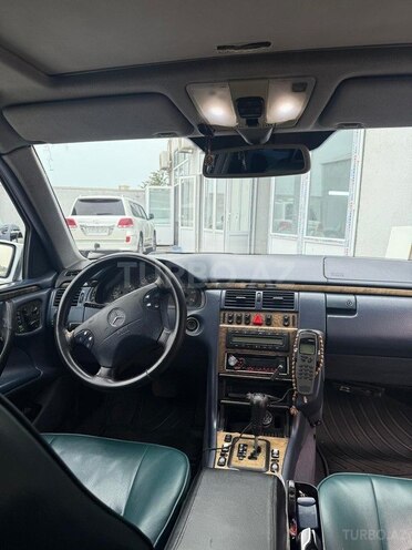 Mercedes E 320 1999, 666,000 km - 3.2 l - Bakı