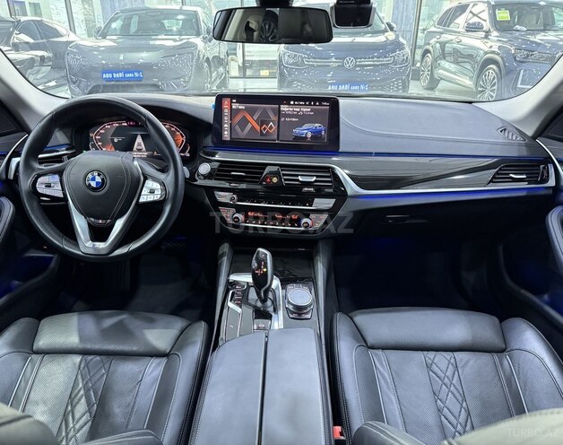 BMW 520 2020, 32,000 km - 2.0 л - Bakı