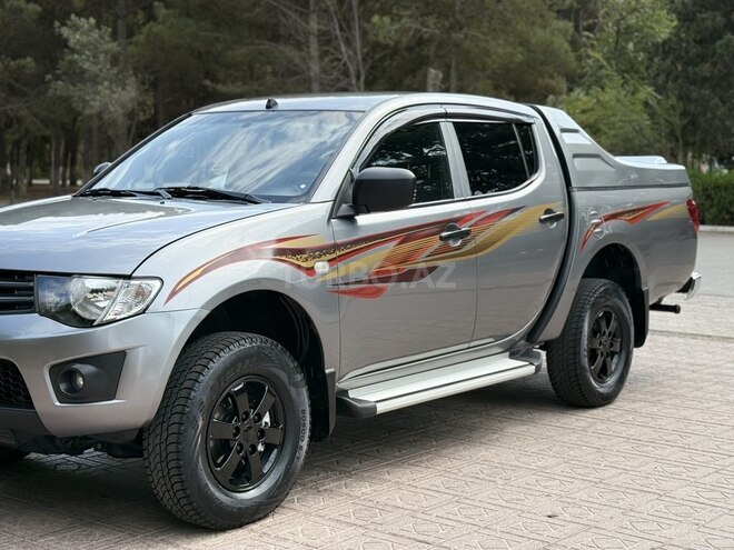 Mitsubishi L200 2015, 146,450 km - 2.5 l - Bakı