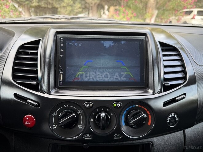 Mitsubishi L200 2015, 146,450 km - 2.5 l - Bakı