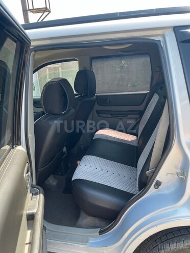 Nissan X-Trail 2001, 325,300 km - 2.0 l - Saatlı