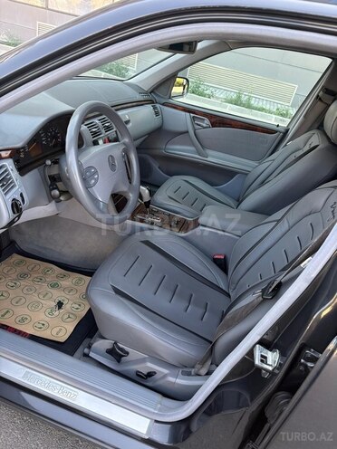 Mercedes E 240 2001, 300,000 km - 2.4 л - Xırdalan