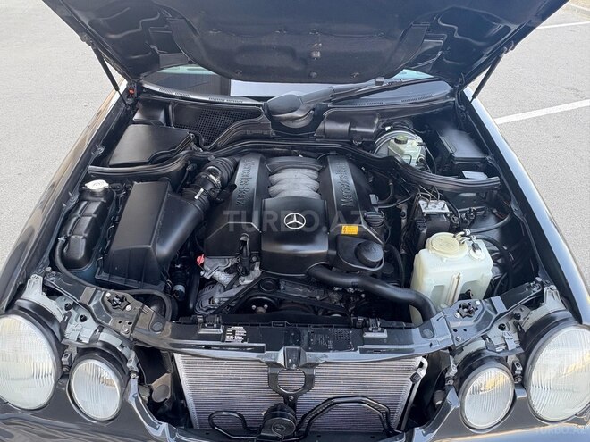 Mercedes E 240 2001, 300,000 km - 2.4 л - Xırdalan