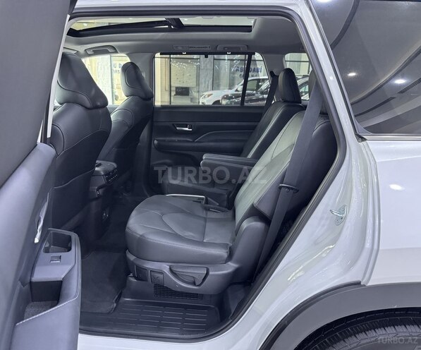 Toyota  2024, 6,200 km - 2.5 l - Bakı