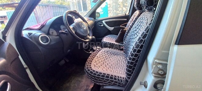 Renault Logan 2012, 250,000 km - 1.6 l - Masallı