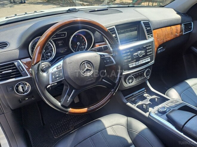 Mercedes GL 350 4MATIC 2015, 184,000 km - 3.0 l - Bakı