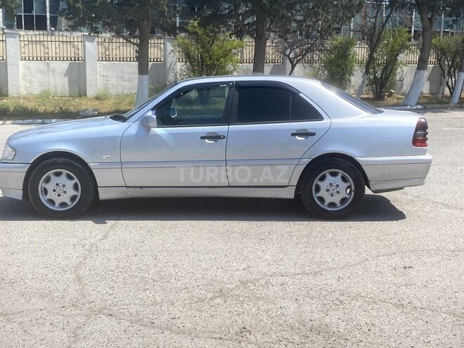 Mercedes C 220 d 2000, 312,000 km - 2.2 l - Bakı