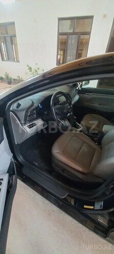 Hyundai Elantra 2019, 74,000 km - 2.0 l - Şəmkir