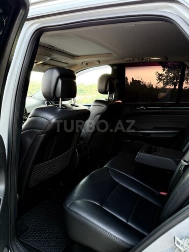 Mercedes ML 350 4MATIC 2009, 204,000 km - 3.5 l - Xaçmaz