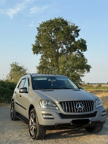 Mercedes ML 350 4MATIC 2009, 204,000 km - 3.5 l - Xaçmaz