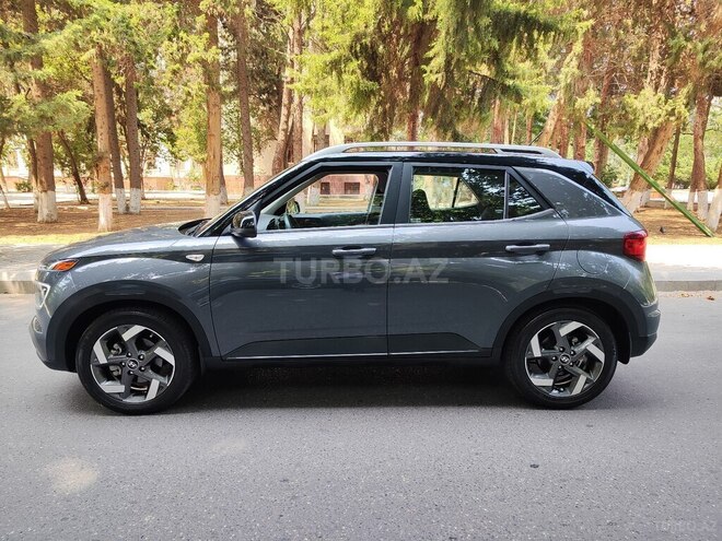 Hyundai Venue 2023, 20,270 km - 1.6 л - Bakı