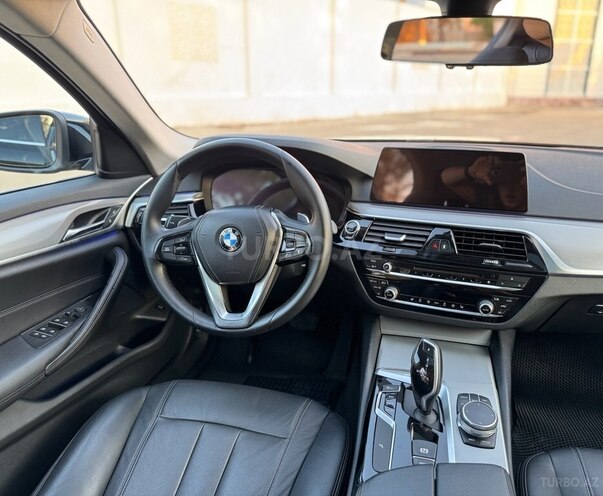 BMW 530 2019, 150,000 km - 2.0 л - Bakı