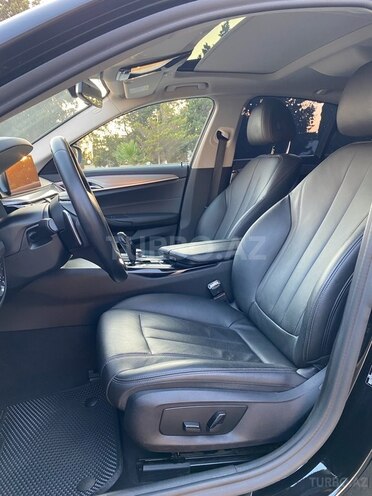 BMW 530 2019, 150,000 km - 2.0 л - Bakı