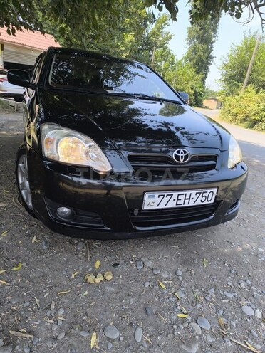 Toyota Corolla 2005, 352,985 km - 1.4 l - Beyləqan