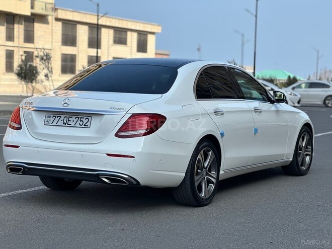 Mercedes E 300 4MATIC 2016, 188,000 km - 3.5 л - Sumqayıt