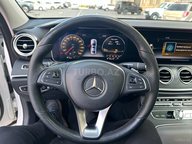 Mercedes E 300 4MATIC 2016, 188,000 km - 3.5 л - Sumqayıt