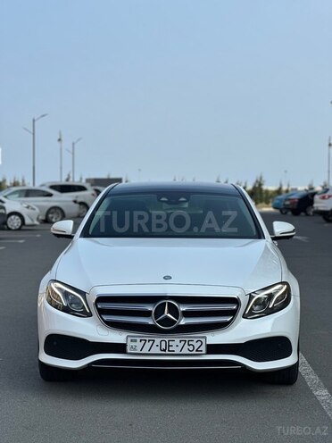 Mercedes E 300 4MATIC 2016, 188,000 km - 3.5 л - Sumqayıt