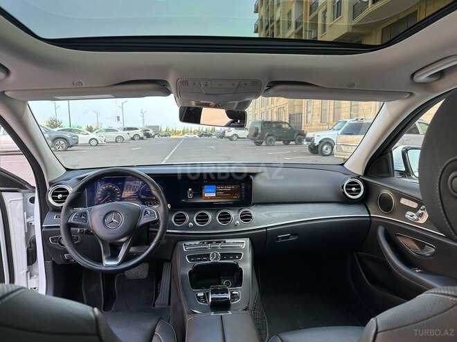Mercedes E 300 4MATIC 2016, 188,000 km - 3.5 л - Sumqayıt