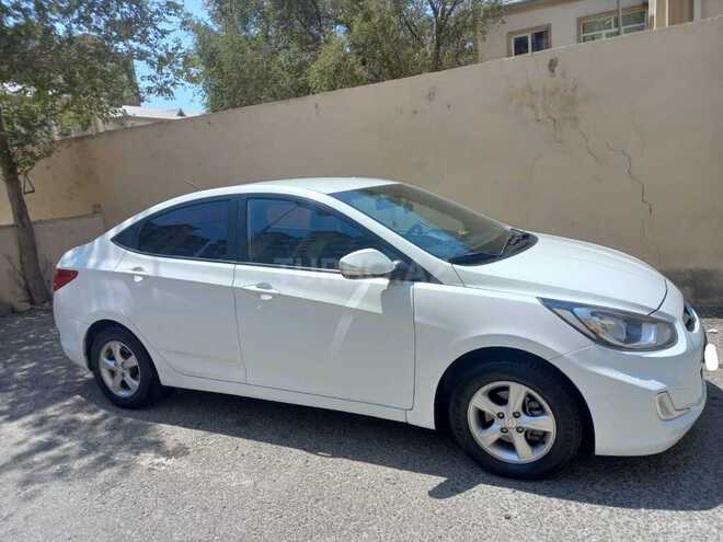 Hyundai Accent 2014, 121,858 km - 1.4 l - Bakı