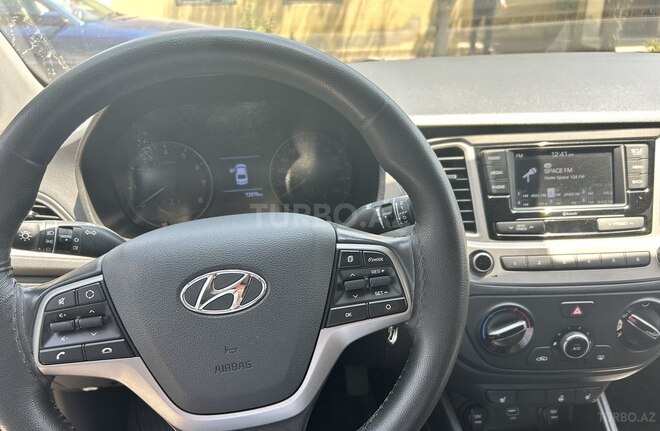 Hyundai Accent 2019, 72,000 km - 1.6 l - Bakı
