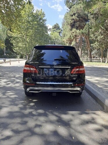 Mercedes ML 350 4MATIC 2014, 115,000 km - 3.5 л - Bakı