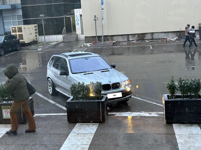 BMW X5 2000, 250,000 km - 3.0 l - Bakı
