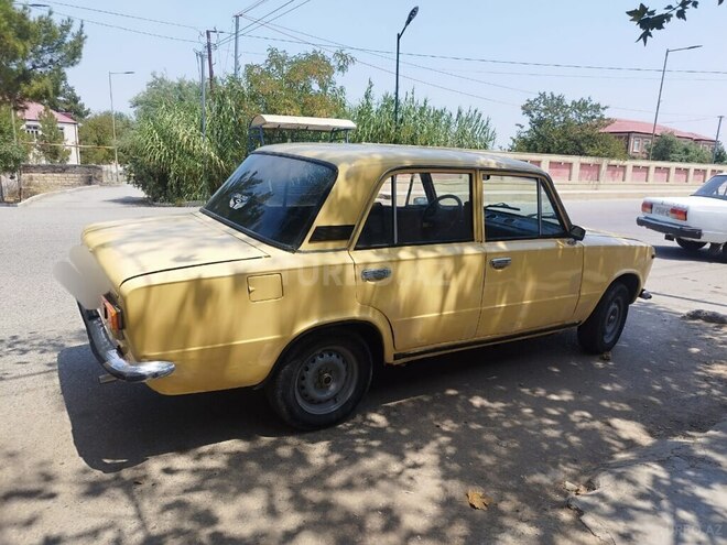 LADA (VAZ) 21011 1986, 80,000 km - 1.3 л - Ağcabədi