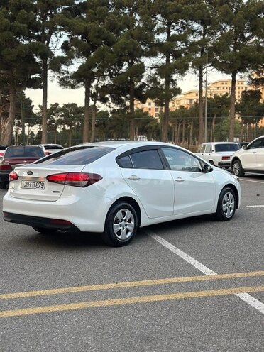 Kia K3 2017, 180,000 km - 1.6 l - Bakı