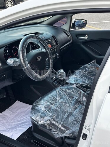 Kia K3 2017, 180,000 km - 1.6 l - Bakı
