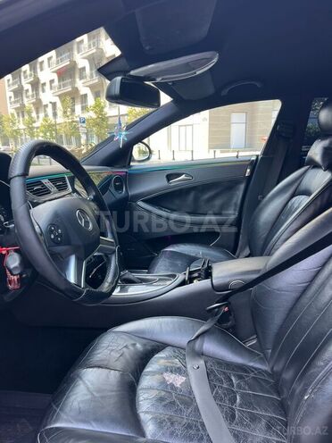 Mercedes CLS 350 2005, 385,000 km - 3.5 l - Bakı