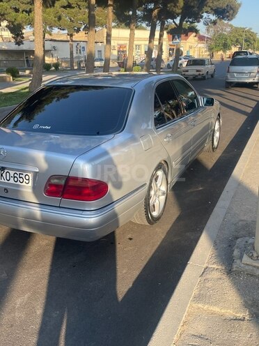 Mercedes E 220 d 1998, 448,000 km - 2.2 l - Bakı
