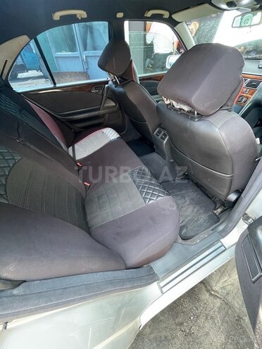Mercedes E 220 d 1998, 448,000 km - 2.2 l - Bakı