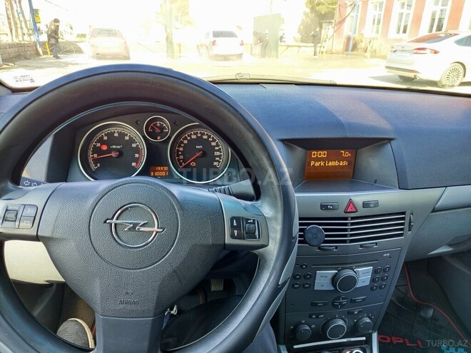 Opel Astra 2004, 310,000 km - 1.4 l - Bakı