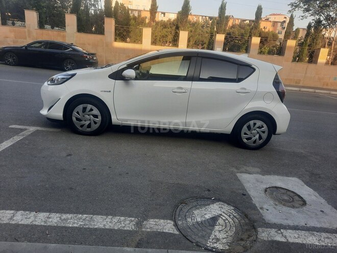 Toyota Aqua 2019, 87,000 km - 1.5 l - Bakı