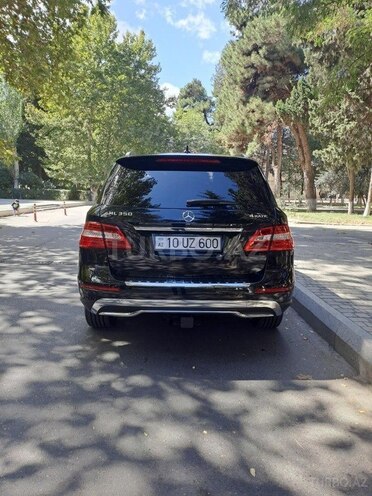 Mercedes ML 350 4MATIC 2014, 115,000 km - 3.5 l - Bakı