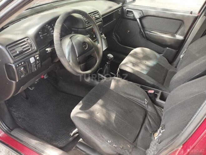 Opel Vectra 1990, 157,000 km - 1.6 l - Mingəçevir